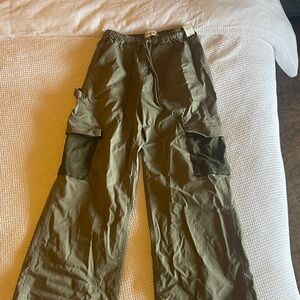Abercrombie & Fitch Green Cargo Pants